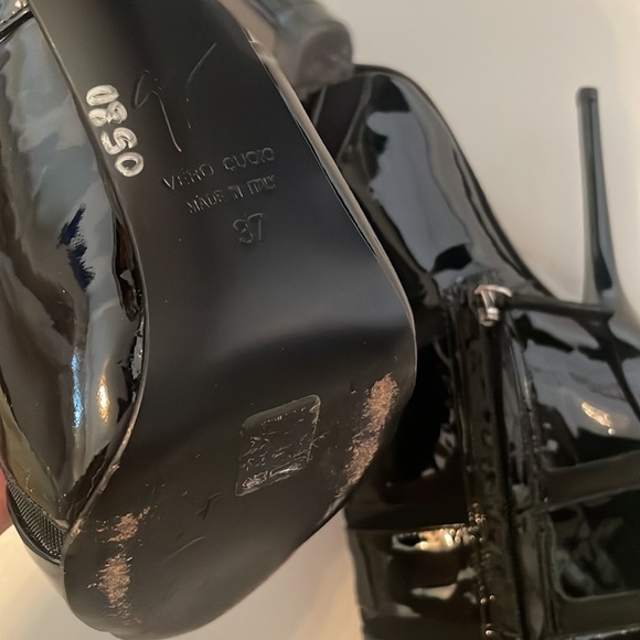 Giuseppe Zanotti patent leather ankle boots 🔥 - Picture 6 of 7